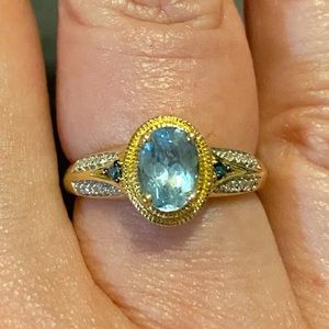 14K gold ring: diamonds & aquamarine
